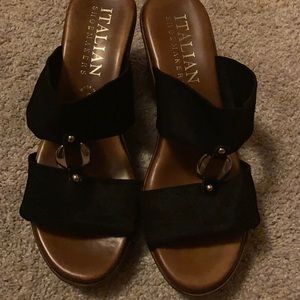 Black and brown straps sandals